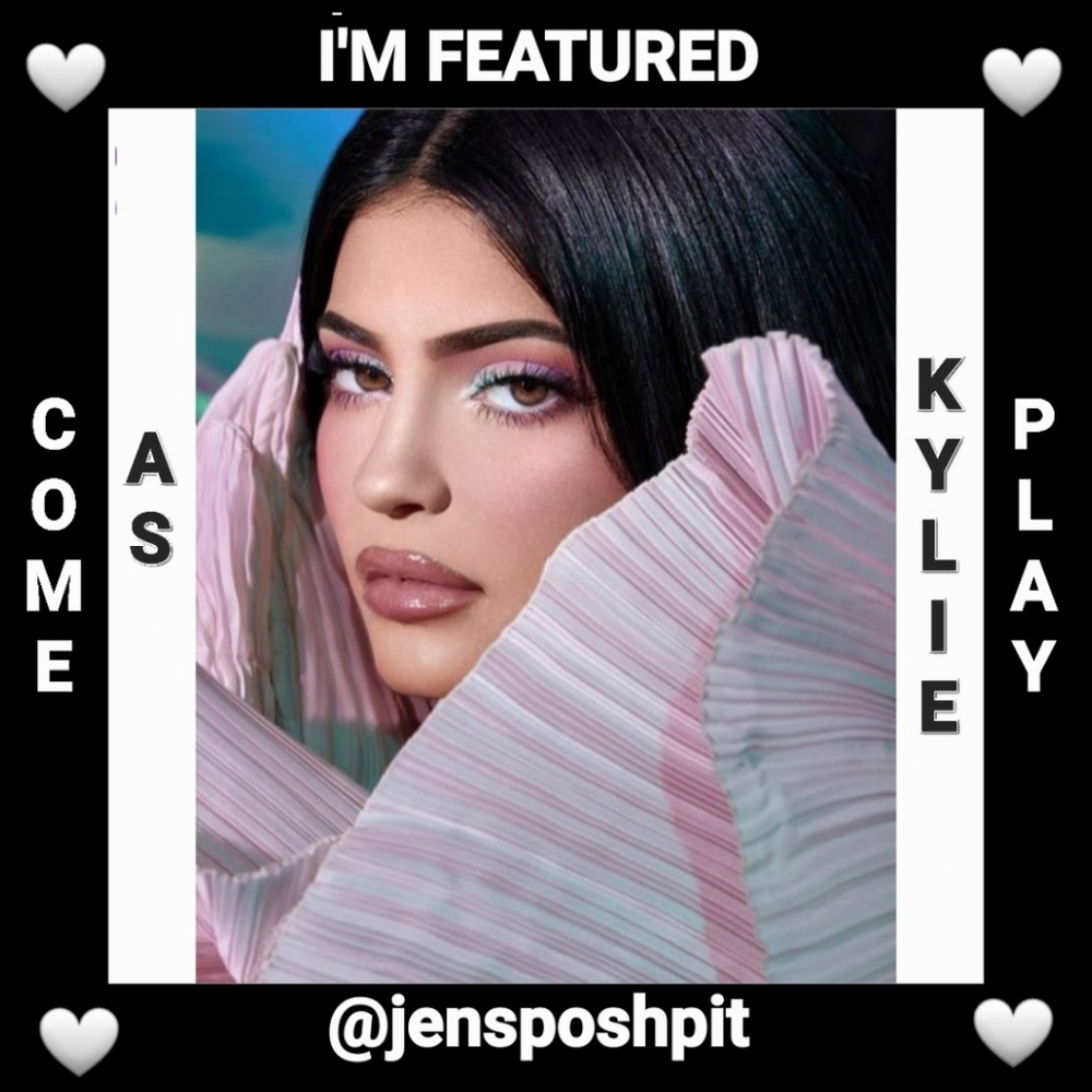 🖤 I'M FEATURED 🖤